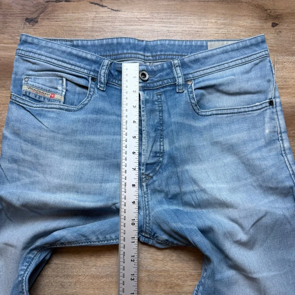 Diesel Buster Jeans Mens 33x32 Light Wash Slim Tapered Stretch Distressed 0831D